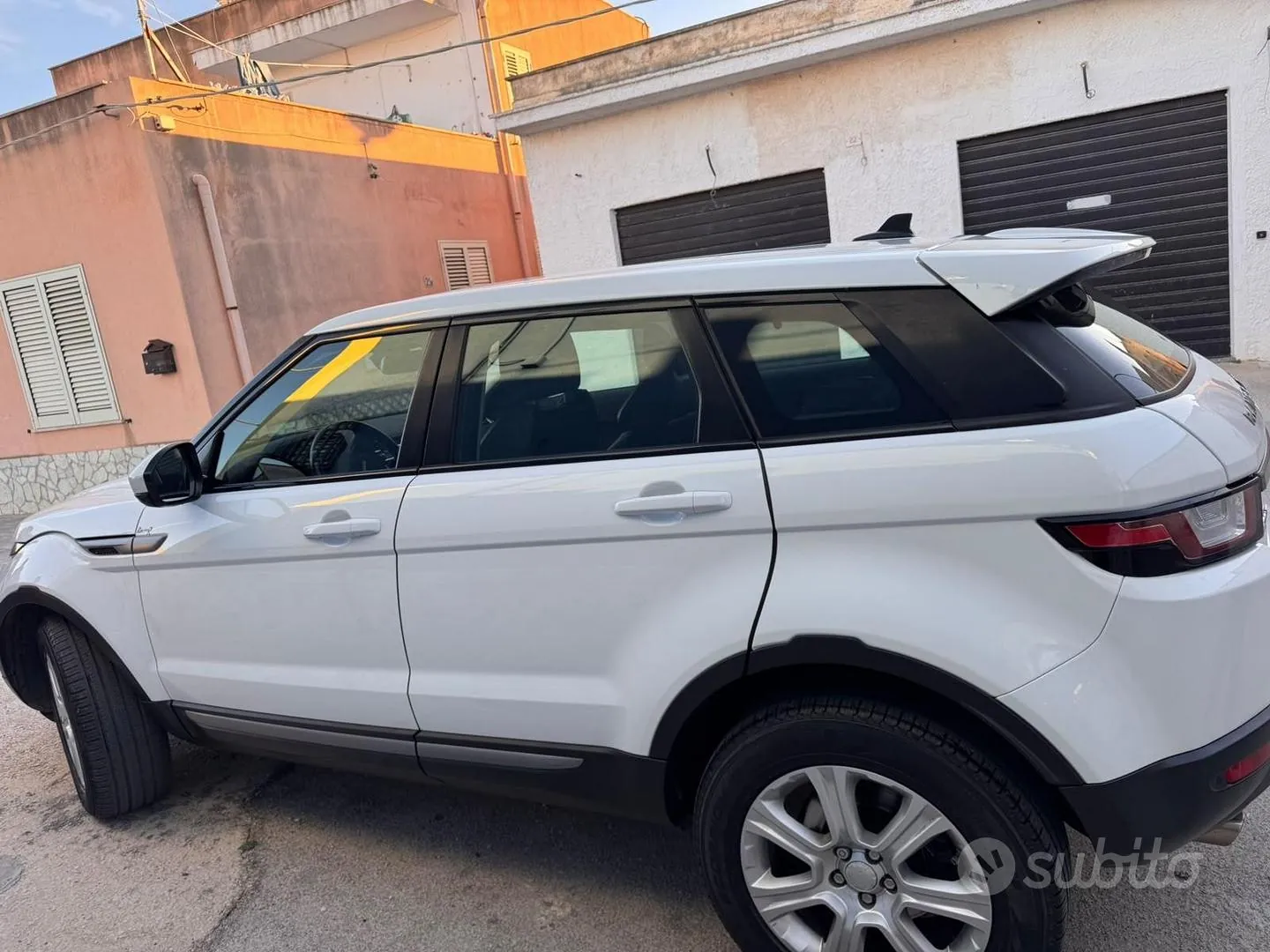Land Rover Range Rover Evoque 2016 photo 5