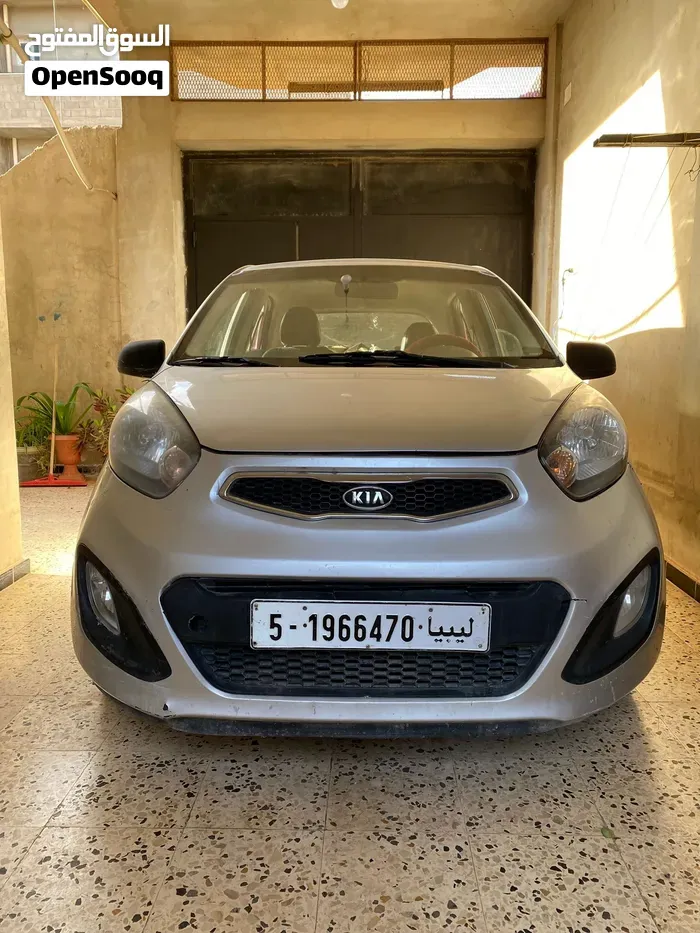 Kia Picanto 2012 photo 2