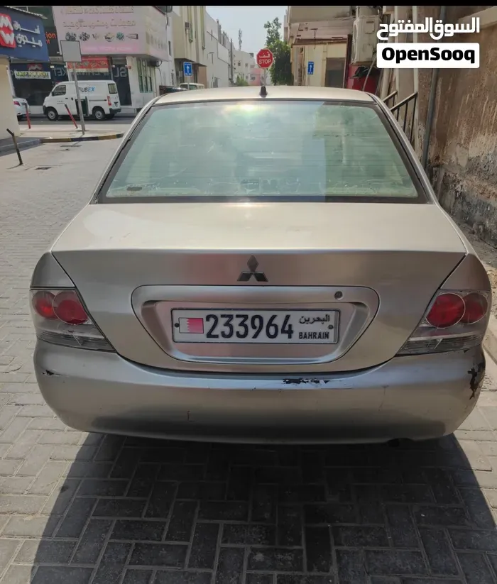 Mitsubishi Lancer 2005 photo 2