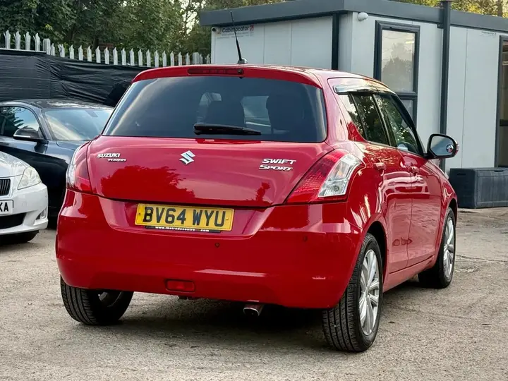 Suzuki Swift 2014 photo 4