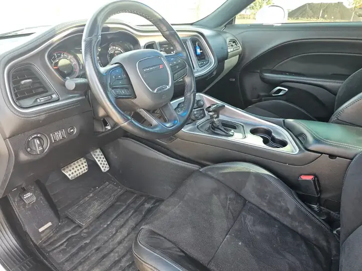 Dodge Challenger 2022 photo 5