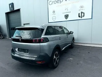 Peugeot 5008 2022 photo 3