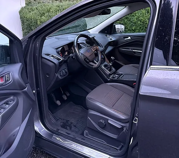 Ford Kuga 2018 photo 3