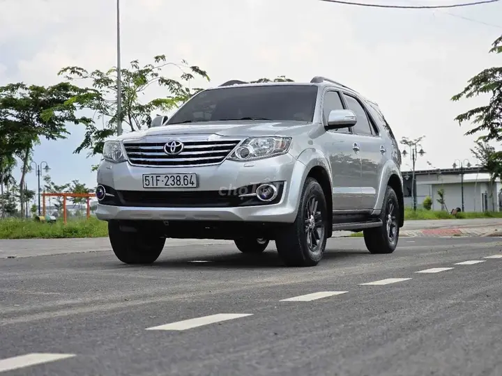 Toyota Fortuner 2015 photo 3