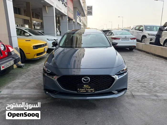 Mazda 3 2022 photo 2