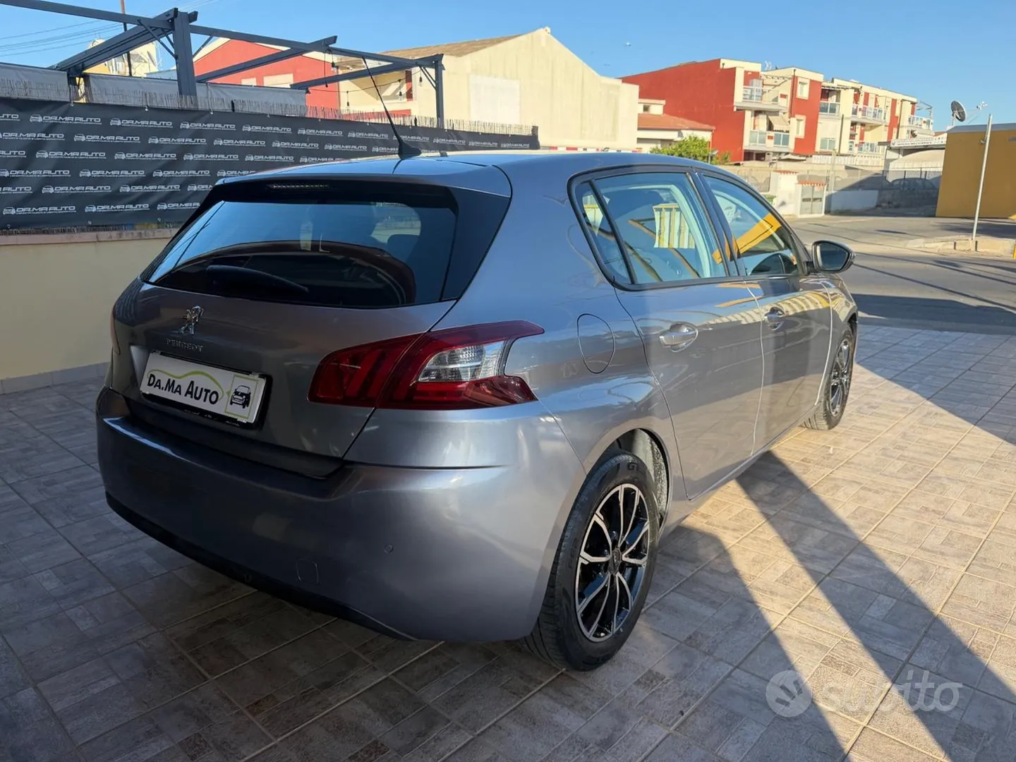 Peugeot 308 2015 photo 5