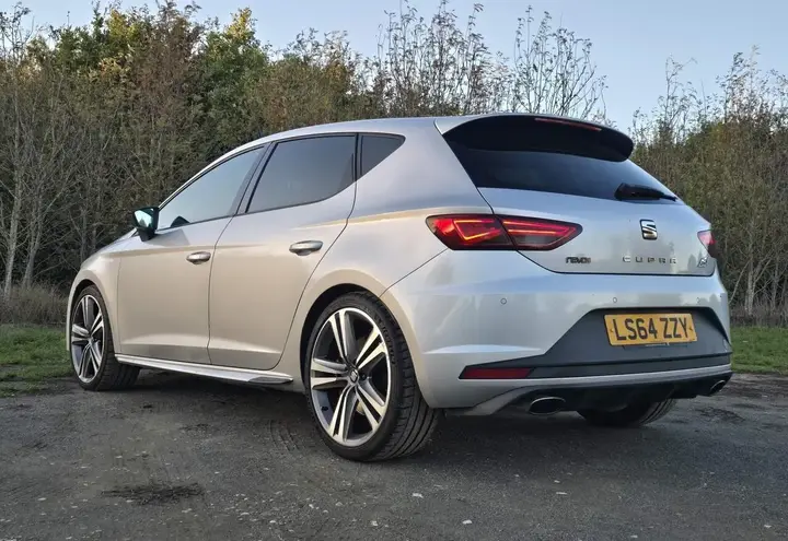 Seat Leon 2014 photo 2