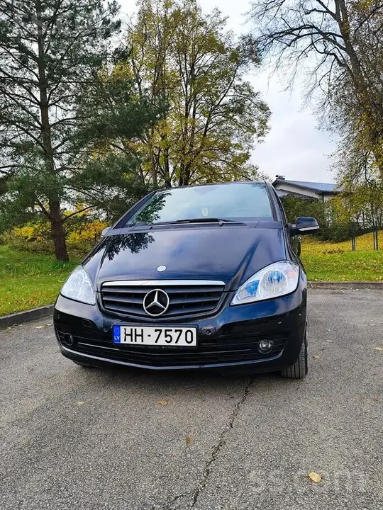 Mercedes-Benz A160 2009 photo 2