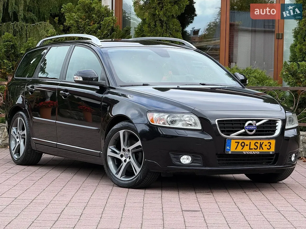 Volvo V50 2012 photo 4