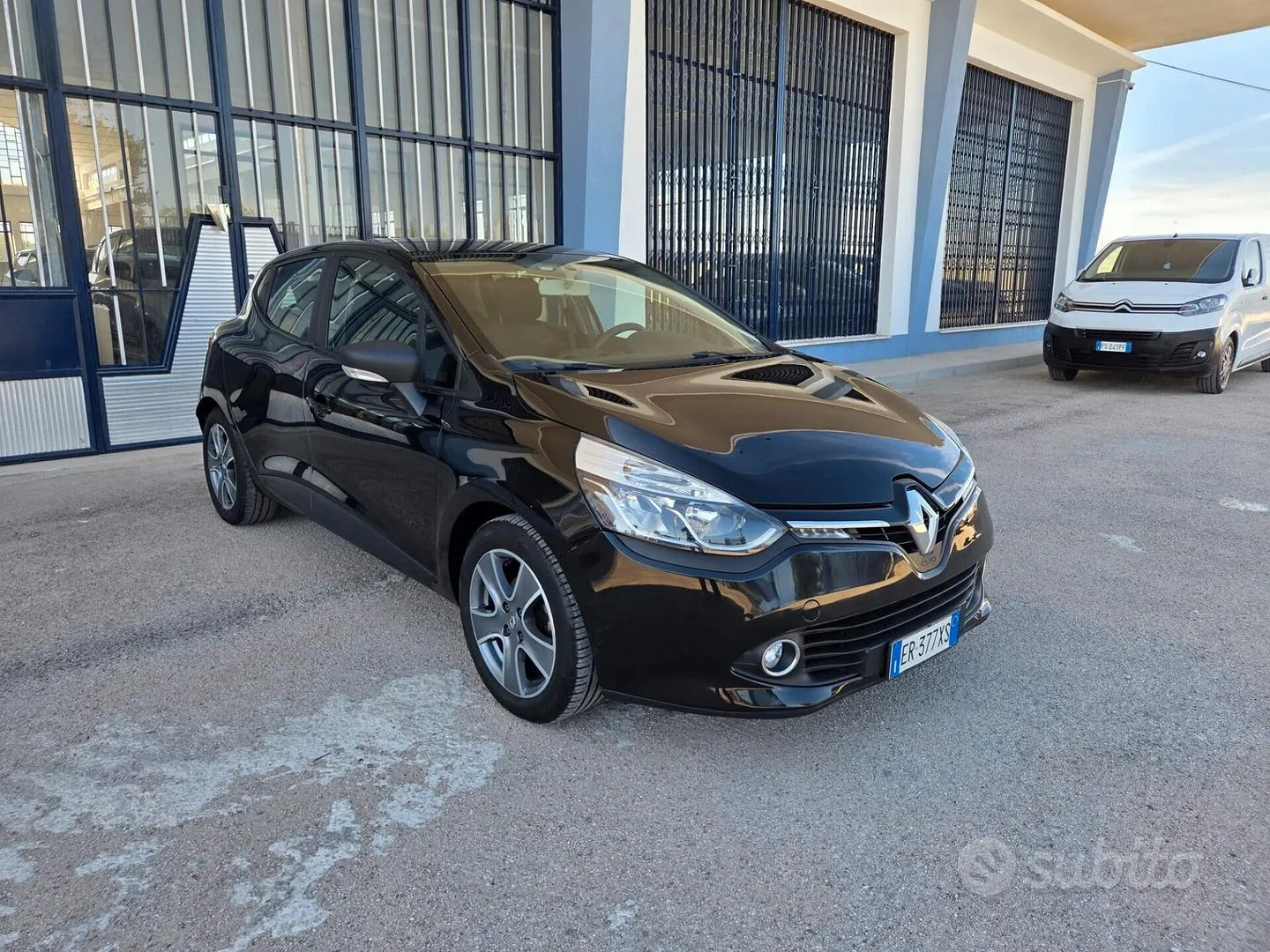 Renault Clio 2013 photo 3