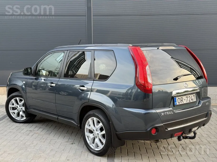 Nissan X-Trail 2011 photo 3