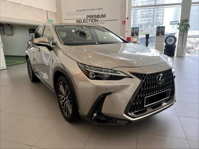 Lexus Nx250