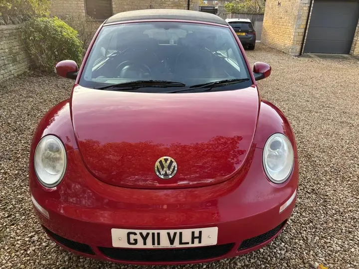 Volkswagen Beetle 2011 photo 5