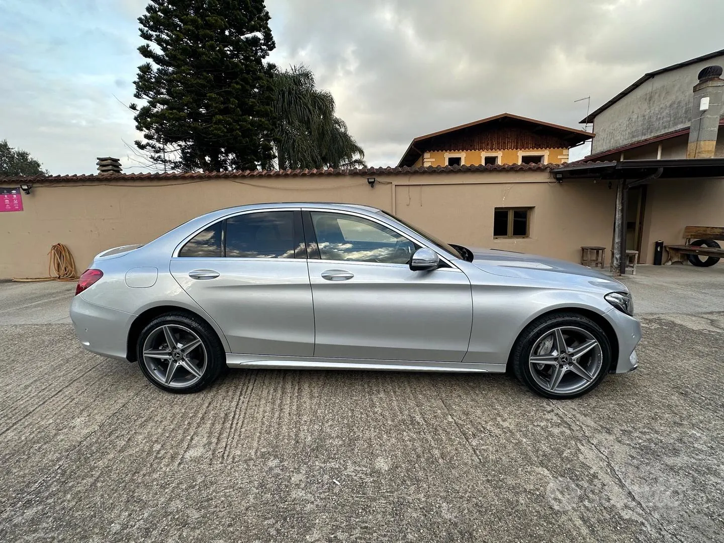 Mercedes-Benz C 220 2018 photo 5