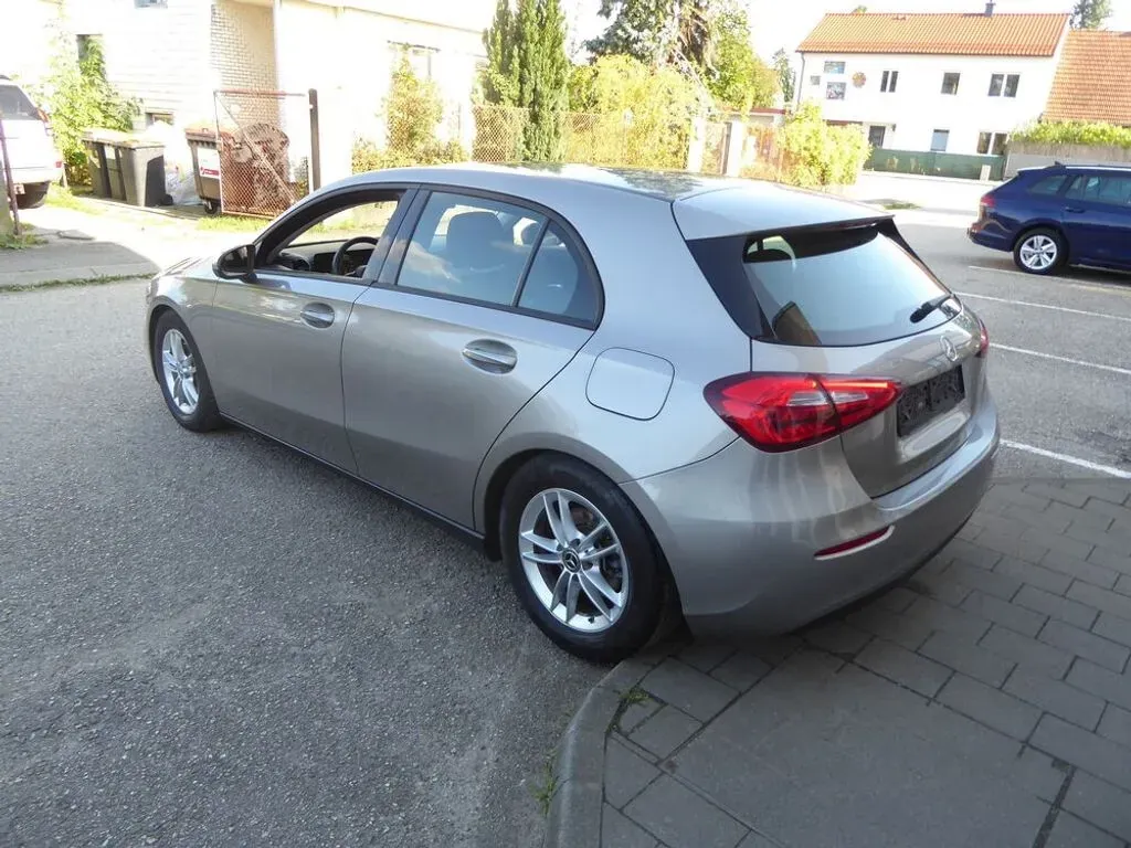Mercedes-Benz A-Class 2020 photo 3