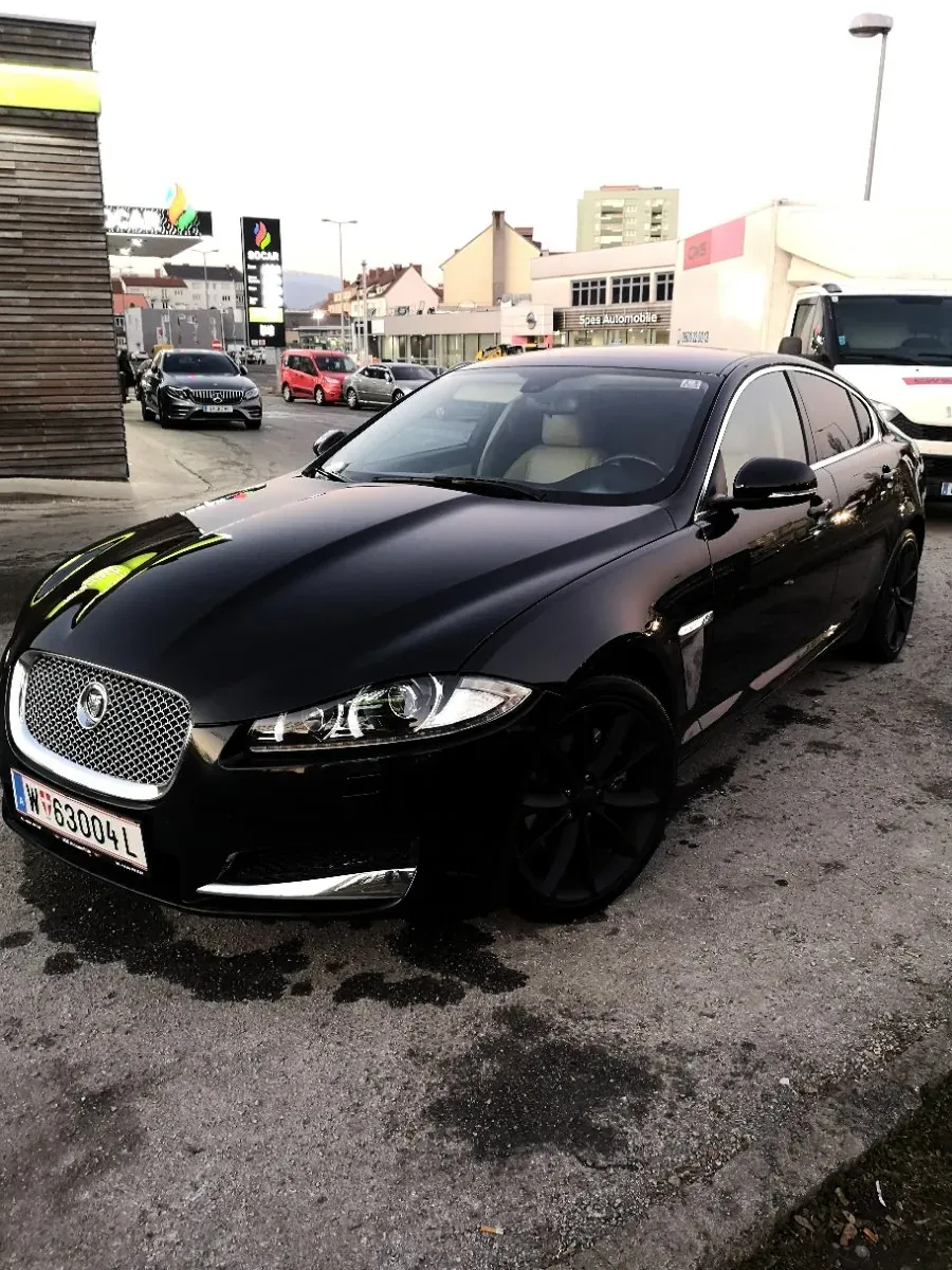 Jaguar Xf