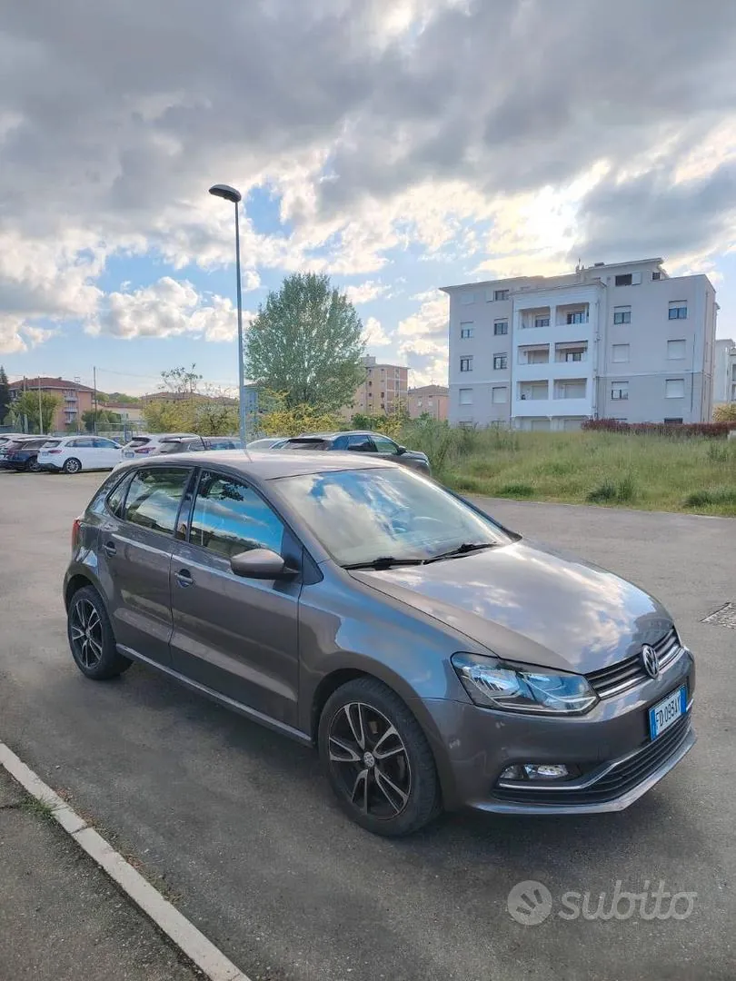 Volkswagen Polo 2016 photo 2
