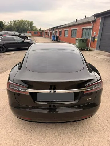 Tesla Model S 2020 photo 3