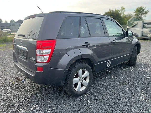 Suzuki Grand Vitara 2011 photo 5