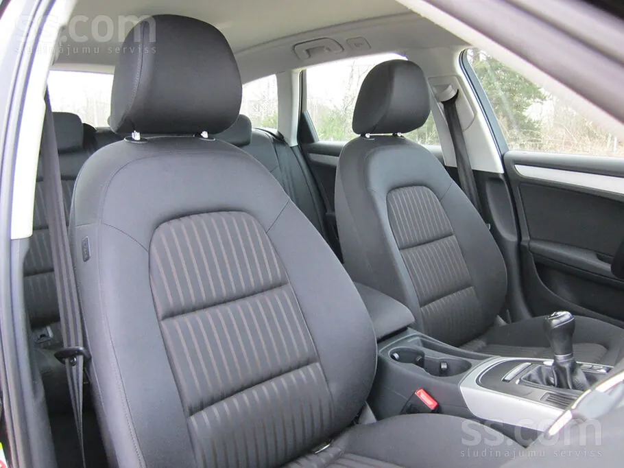 Audi A4 2011 photo 4