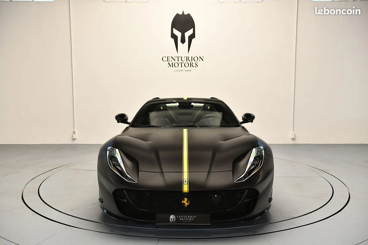 Ferrari 812 Superfast 2021 photo 2