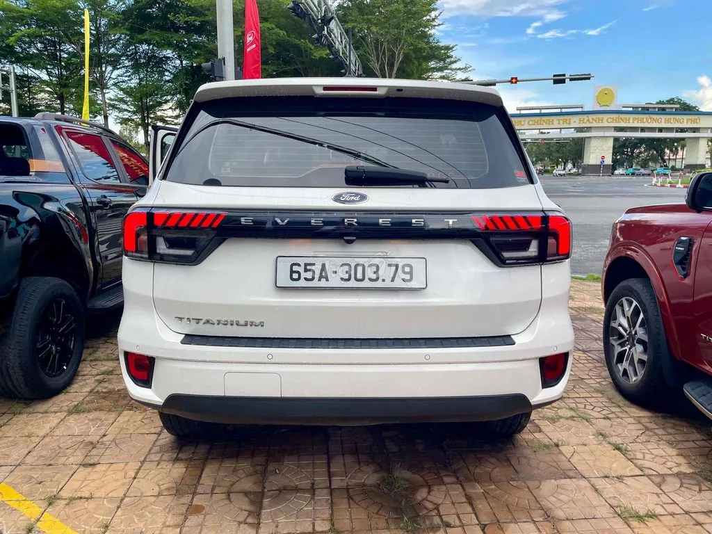 Ford Everest 2024 photo 3