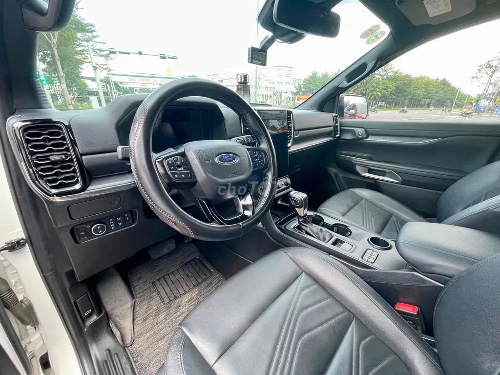 Ford Everest 2024 photo 5