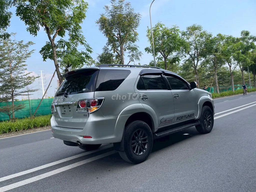 Toyota Fortuner 2015 photo 4