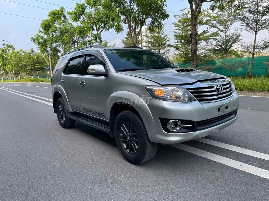 Toyota Fortuner 2015 photo 3