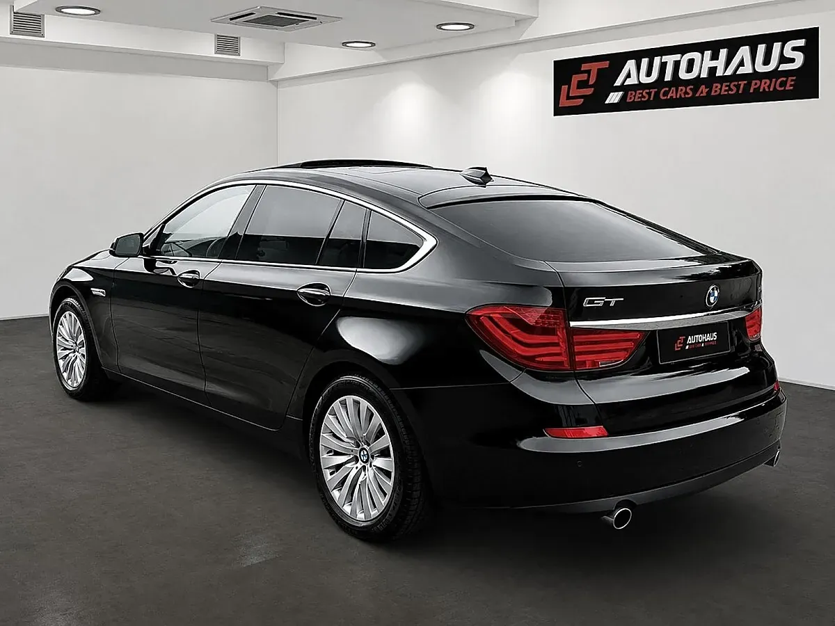 BMW 5 Series 2011 photo 3