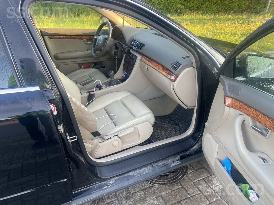Audi A4 2002 photo 5