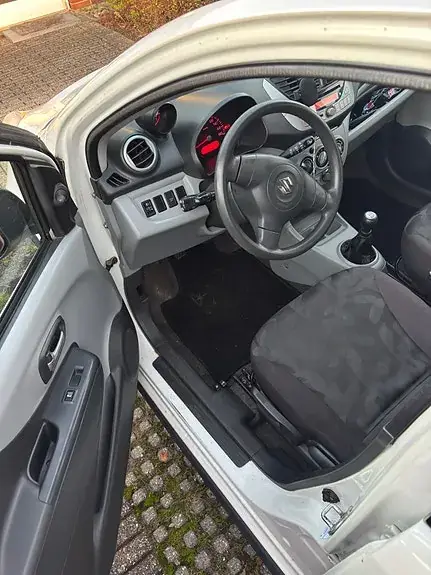 Suzuki Alto 2009 photo 5