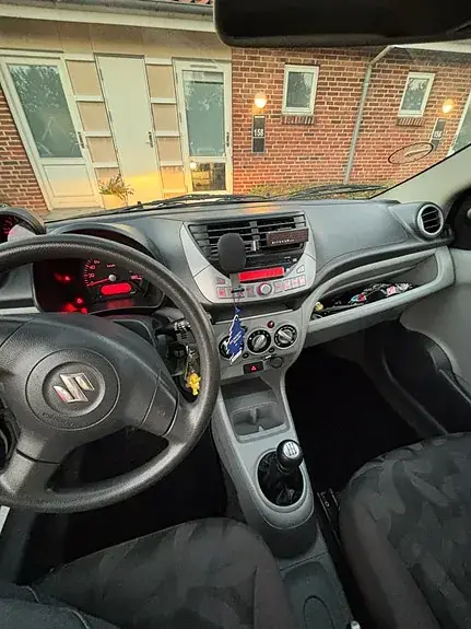 Suzuki Alto 2009 photo 2