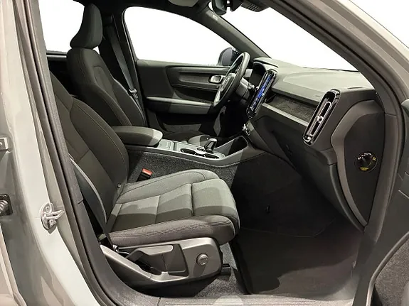 Volvo Ex40 2025 photo 4