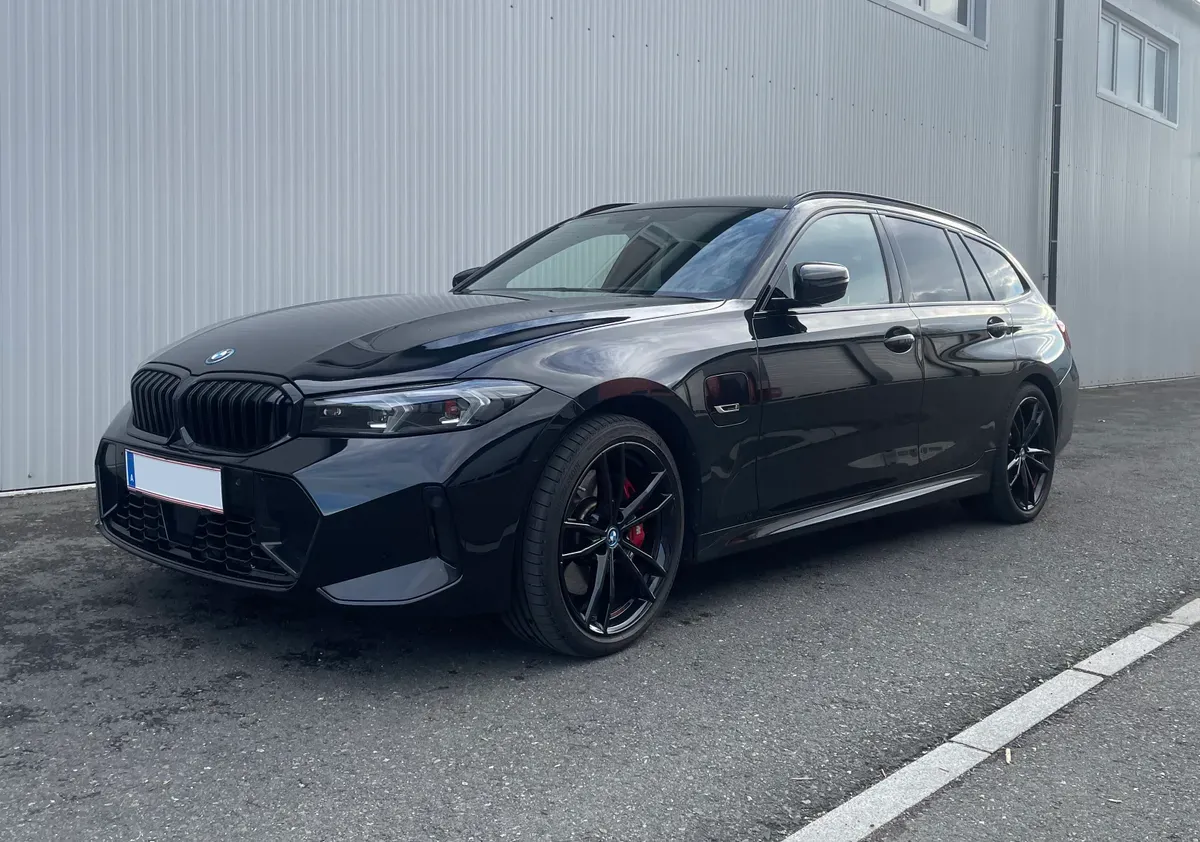 BMW 320E