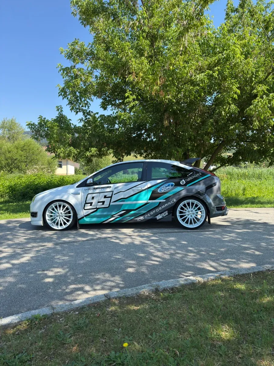 Ford Focus 2008 photo 2