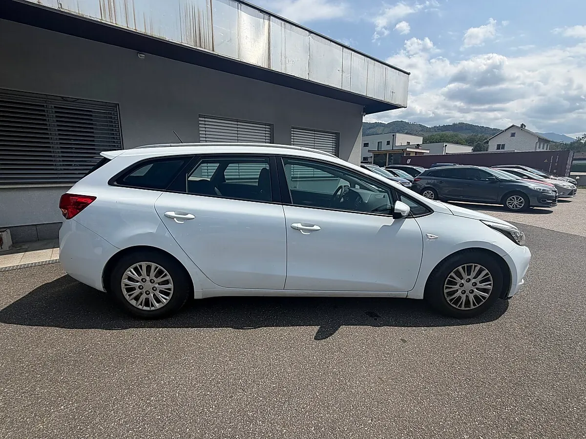 Kia Ceed 2014 photo 3