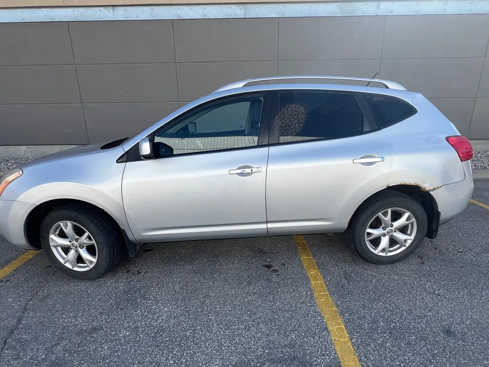 Nissan Rogue 2010 photo 4