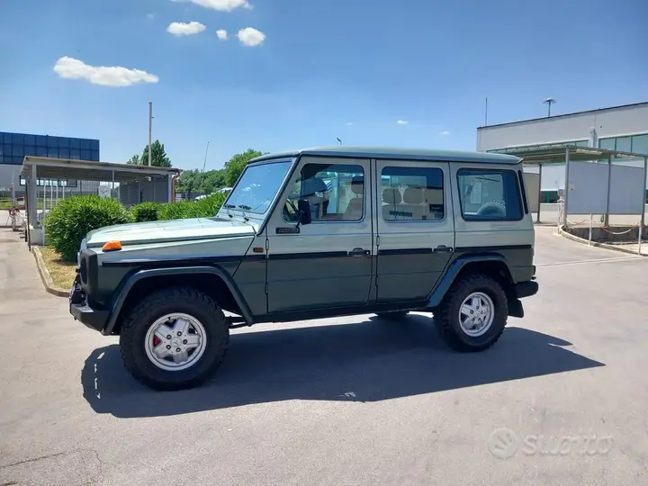 Mercedes-Benz G-Class 1989 photo 2