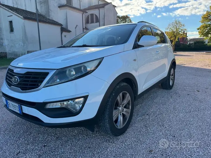 Kia Sportage 2011 photo 2
