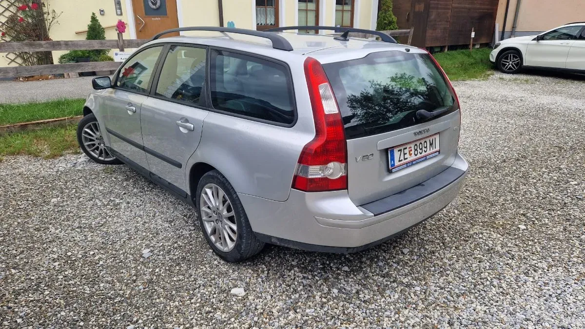 Volvo V50