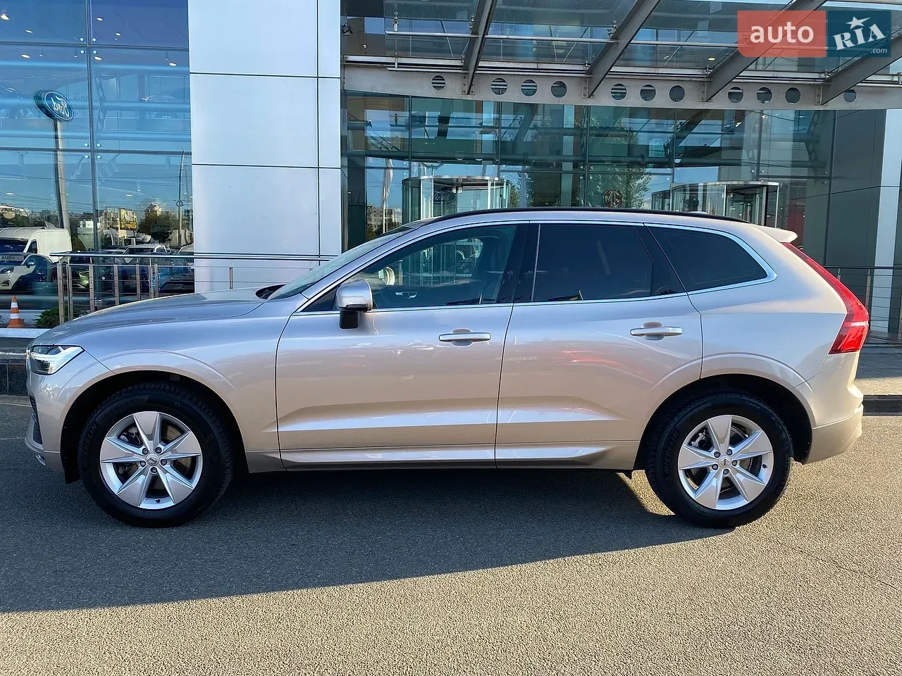 Volvo Xc60 2023 photo 2