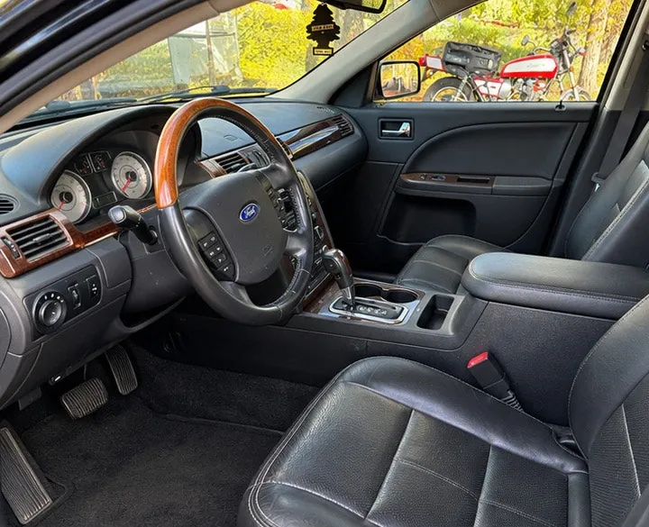Ford Taurus 2008 photo 4
