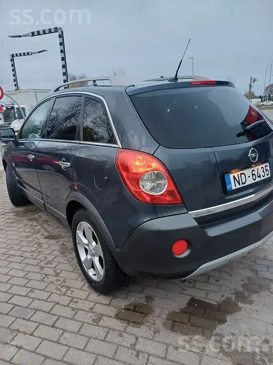 Opel Antara 2009 photo 4