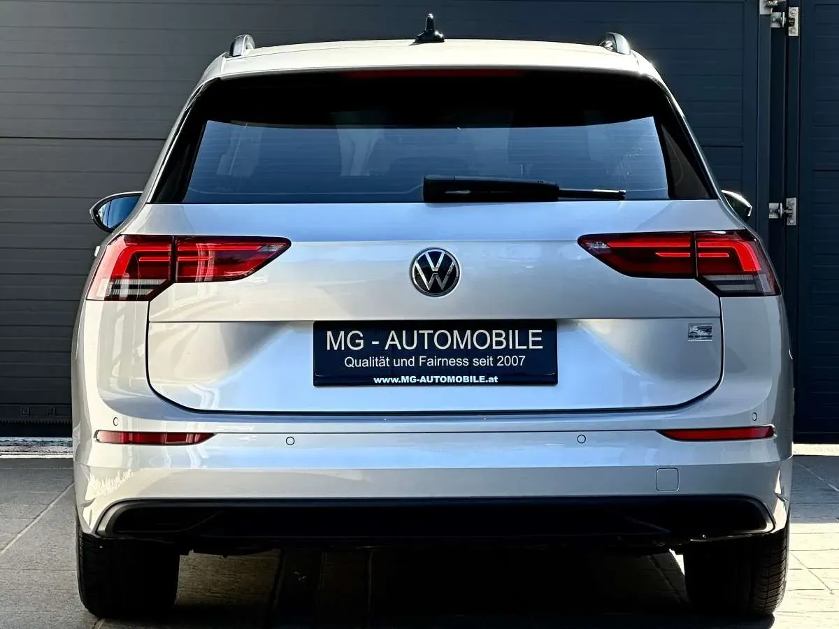 Volkswagen Golf 2021 photo 3