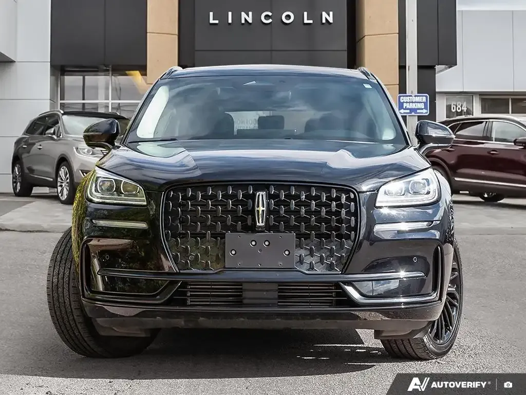Lincoln Corsair 2024 photo 2