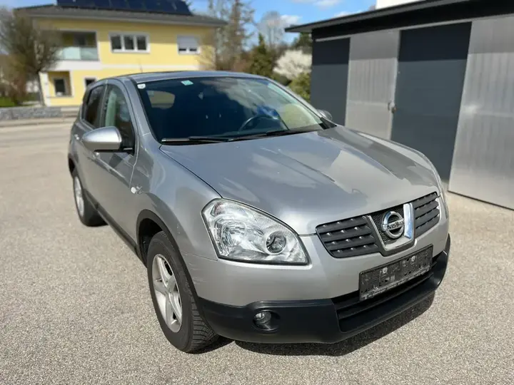 Nissan Qashqai 2008 photo 3
