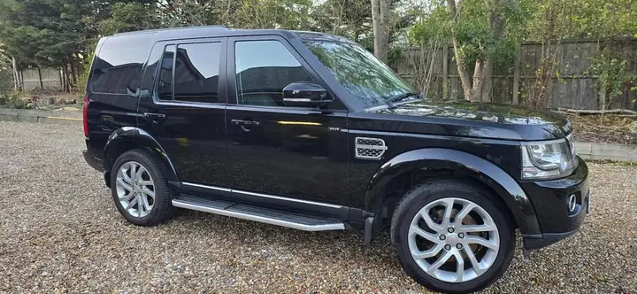 Land Rover Discovery 4 2014 photo 2