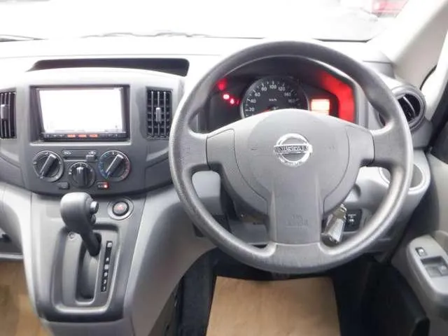 Nissan Nv200 2018 photo 4