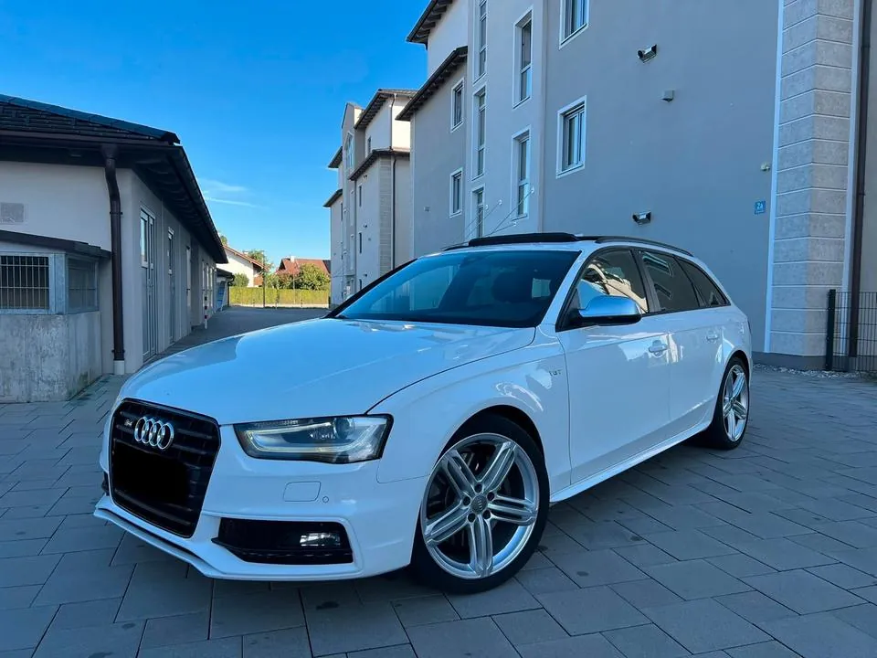 Audi S4
